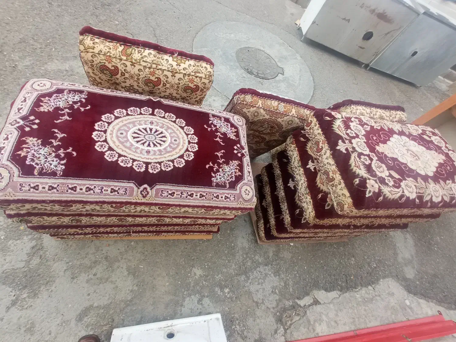 پشتی|پشتی|سنندج, |دیوار