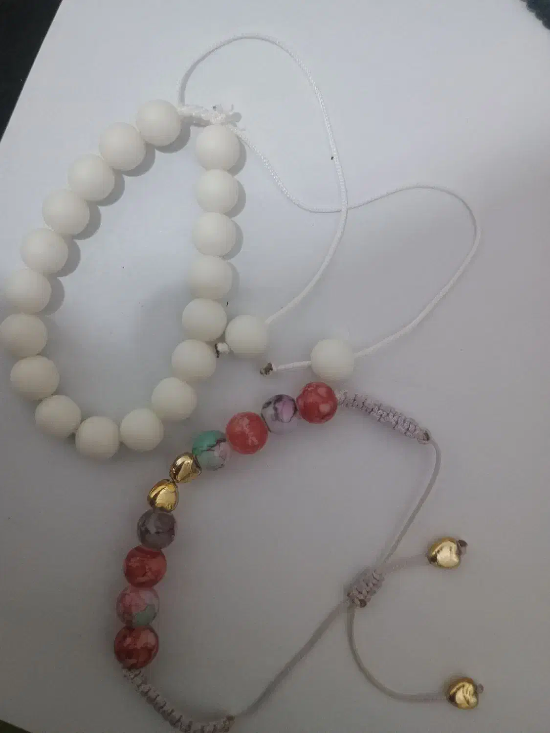 دستبند|بدلیجات|اشتهارد, |دیوار