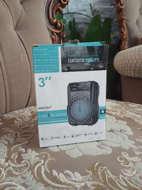 اسپیکر|پخش‌کننده همراه|کاشان, کارگر|دیوار