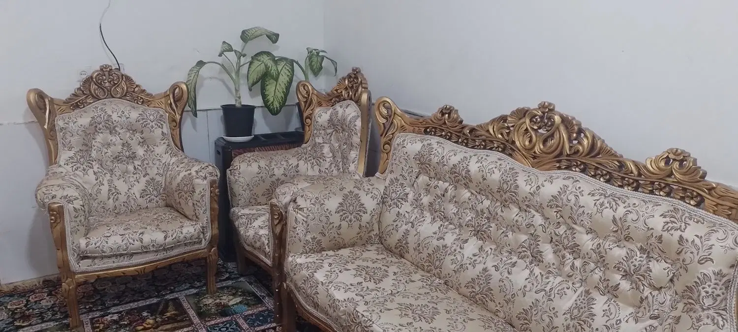 مبل|مبلمان خانگی و میز عسلی|قم, حکمت شمالی|دیوار