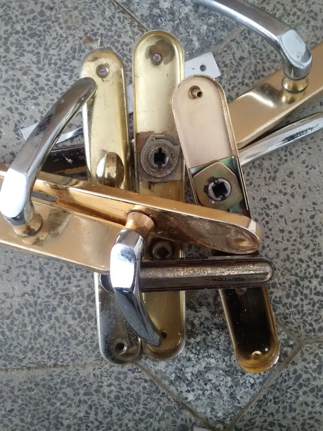 دستگیره در|ابزارآلات|همدان, |دیوار