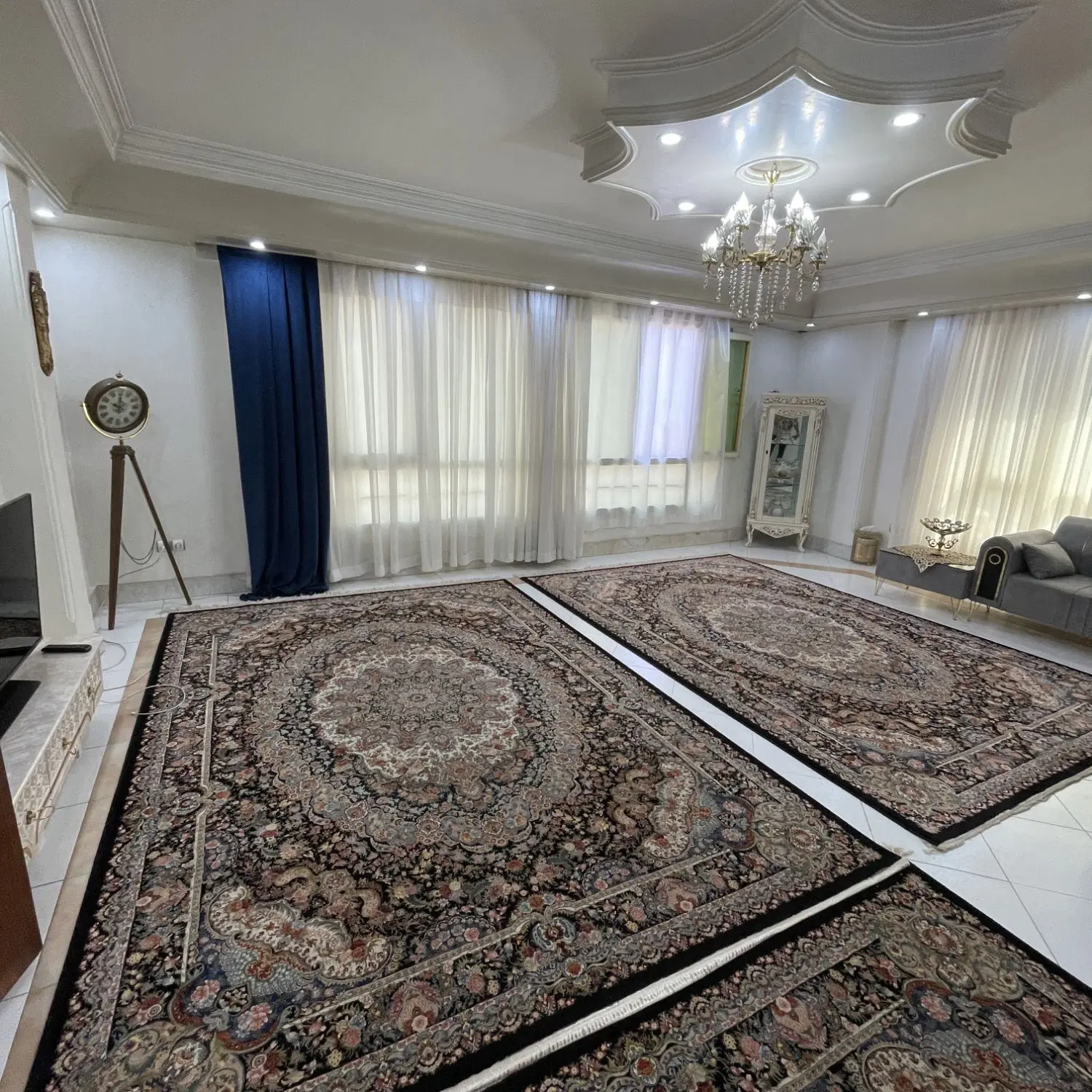 100متر بلوار باهنر ،خیابان کرمانی(مشاور چهارمحالی)|فروش آپارتمان|ورامین, ورامین|دیوار
