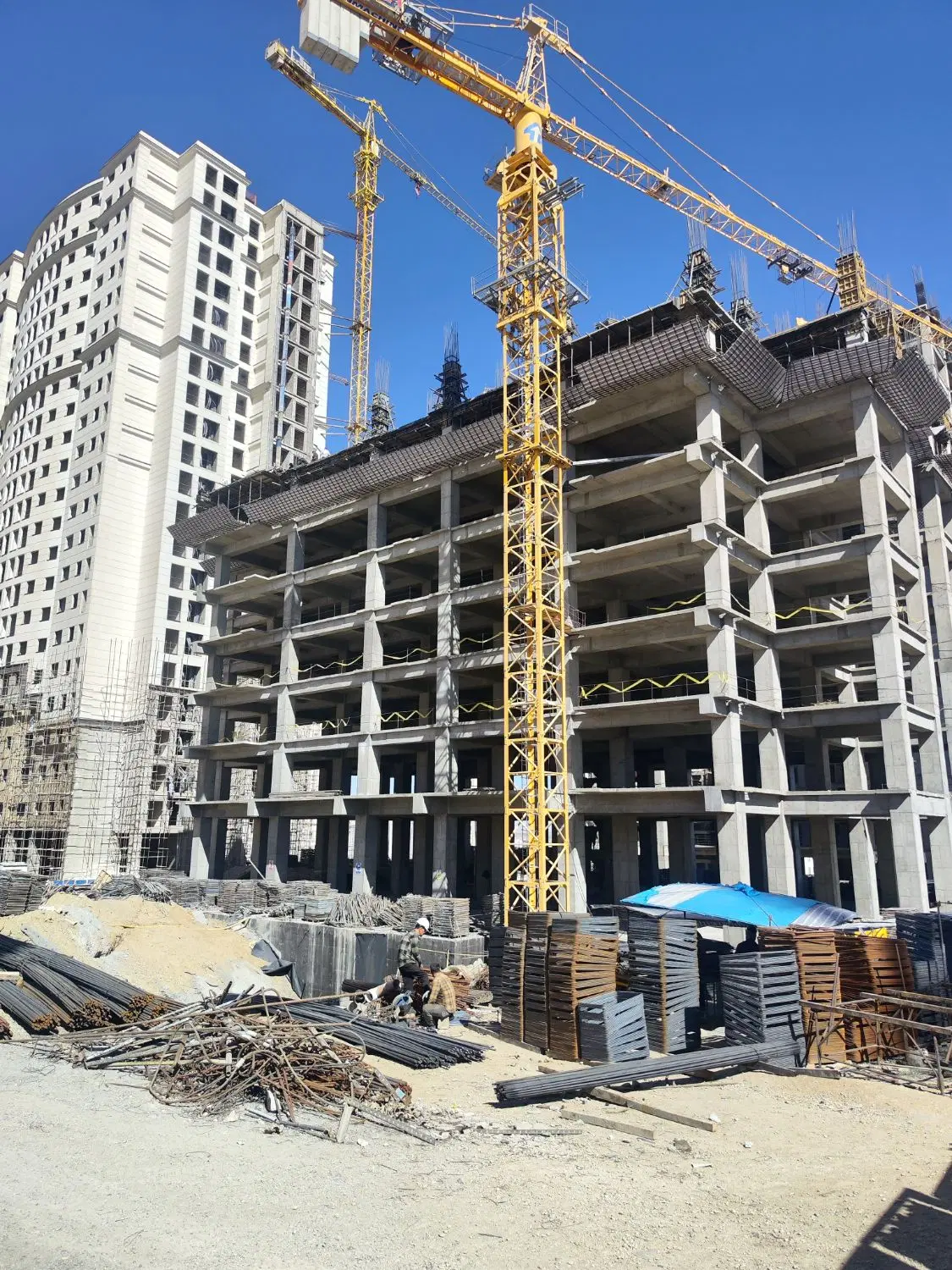 ۲۰۰متر،تاپ لوکیشن،بام چیتگر،ویو مه آلود|پیش‌فروش املاک|تهران, دریاچه شهدای خلیج فارس|دیوار