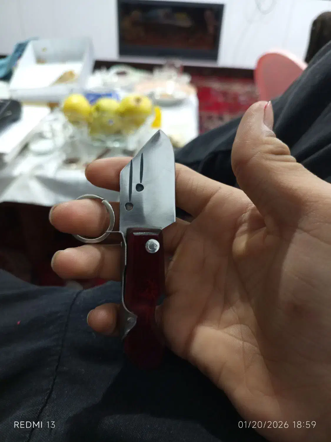 چاقو|کلکسیون اشیاء عتیقه|آذرشهر, |دیوار