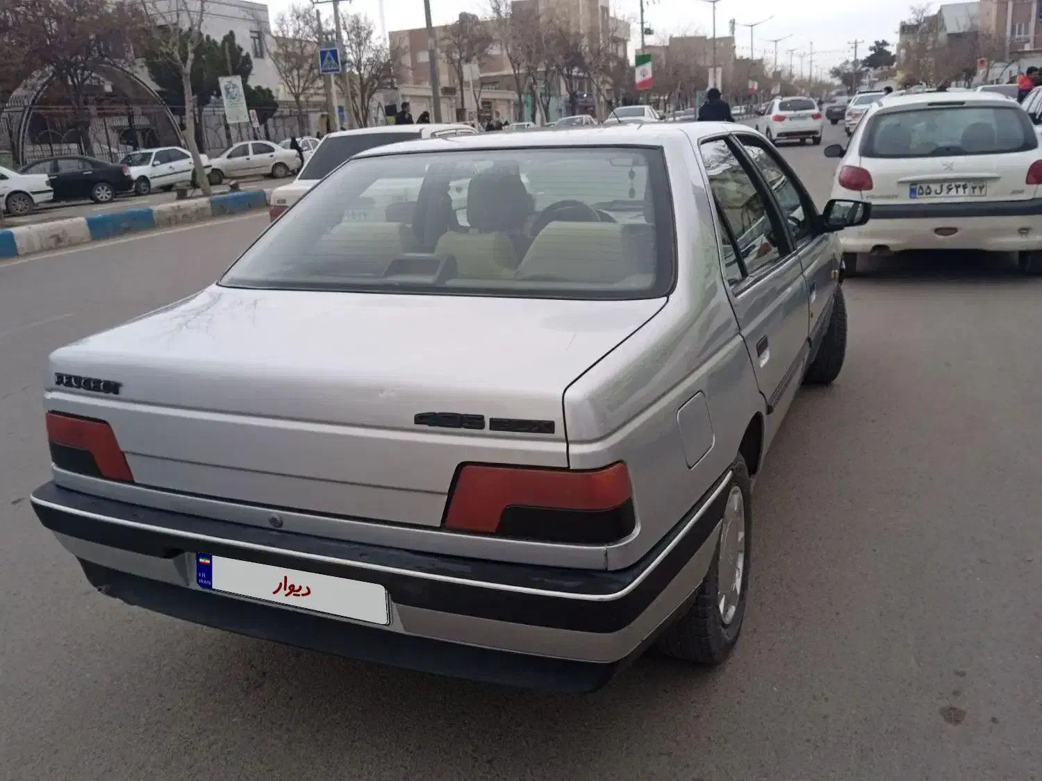 پژو405|خودرو سواری و وانت|تربت‌حیدریه, ۴۵ متری|دیوار