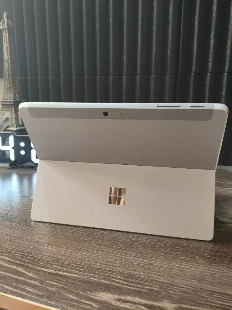 surface GO2|رایانه همراه|ارومیه, |دیوار