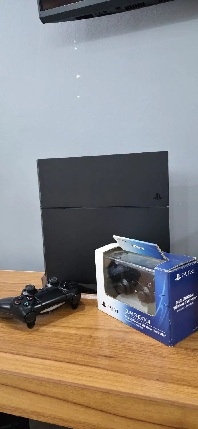 ps4 fat CUH-1216B|کنسول، بازی ویدئویی و آنلاین|بوشهر, |دیوار
