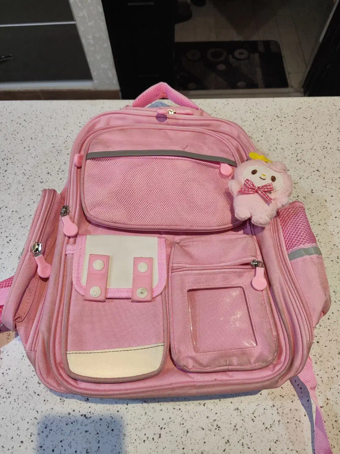 لباس زیبا|لباس|قم, انسجام|دیوار