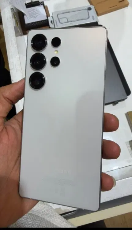 Samsung Galaxy S25 Ultra|موبایل|شیراز, ملاصدرا|دیوار