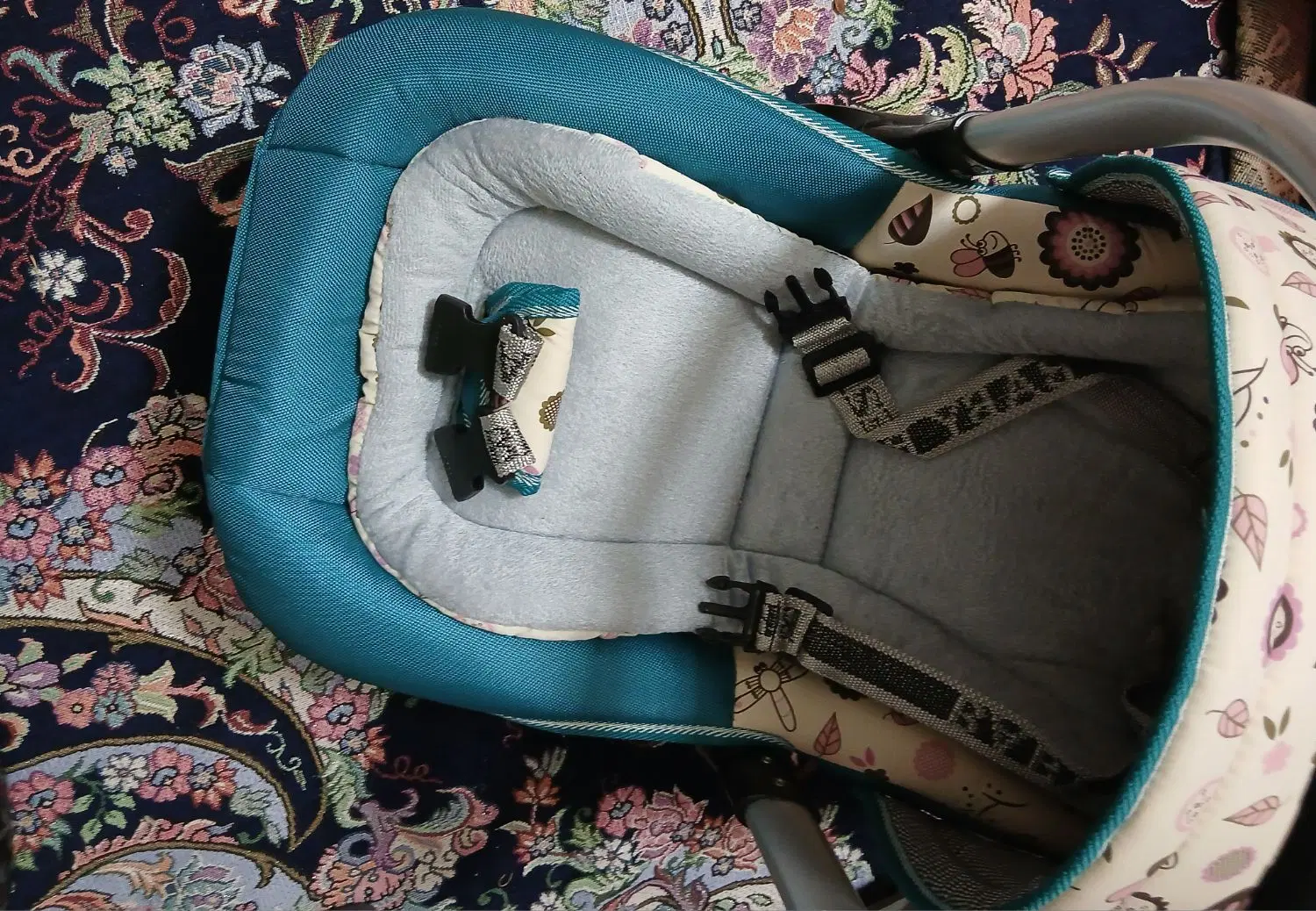 کریر|کالسکه و لوازم جانبی|محمدشهر, جعفرآباد|دیوار