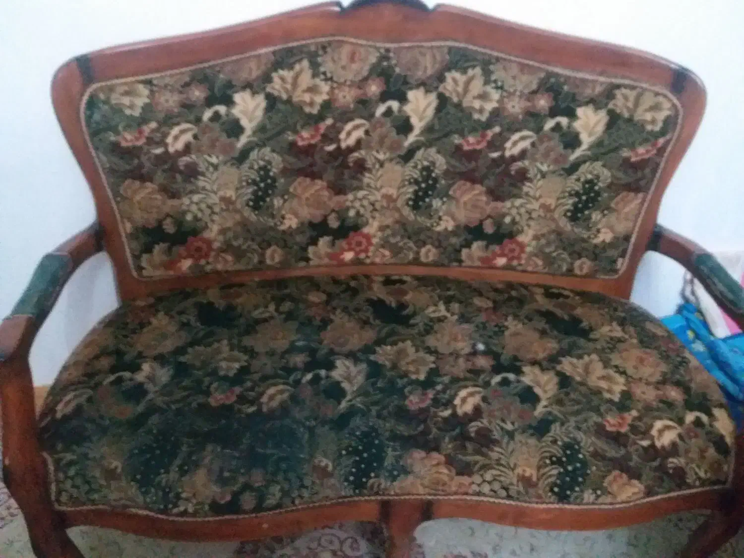 مبلمان|مبلمان خانگی و میز عسلی|رشت, کوی فکوری|دیوار