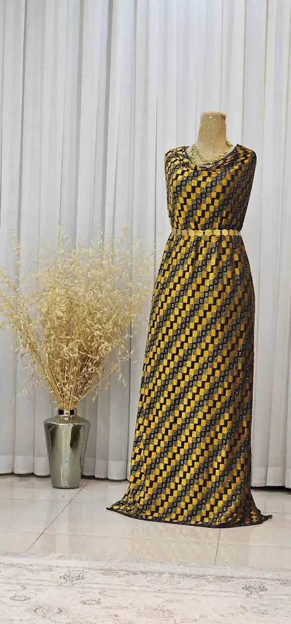مجلسی|لباس|دهگلان, |دیوار