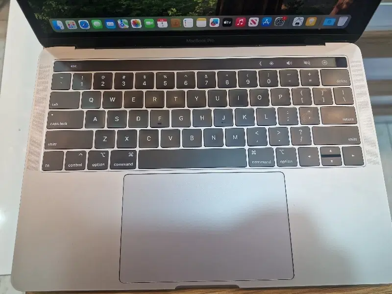 macbook pro 2017 touchbar|رایانه همراه|شیراز, ملاصدرا|دیوار