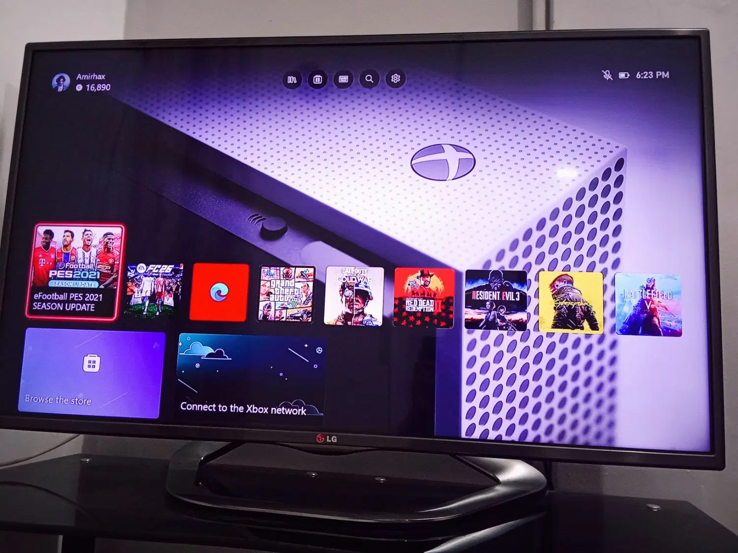 X Box one s 1T|کنسول، بازی ویدئویی و آنلاین|مشهد, رستگار|دیوار
