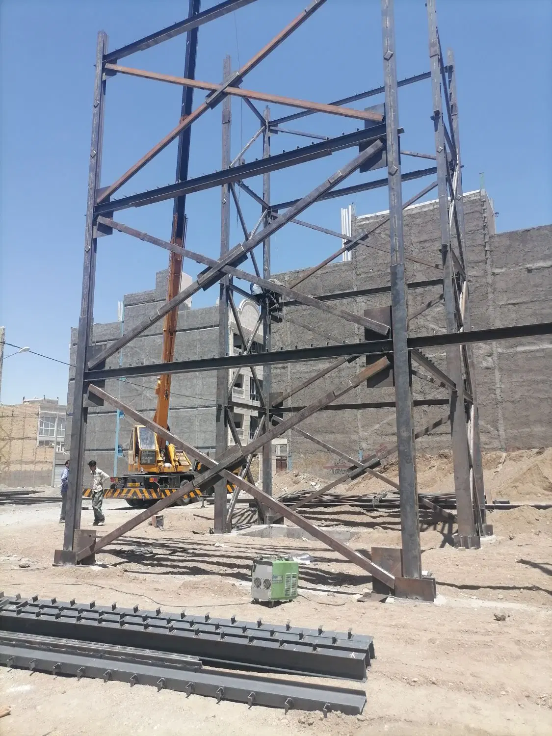 تصویر اصلی
