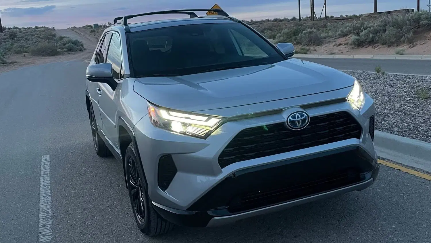 Toyota RAV4|خودرو سواری و وانت|تهران, نمایشگاه بین المللی|دیوار