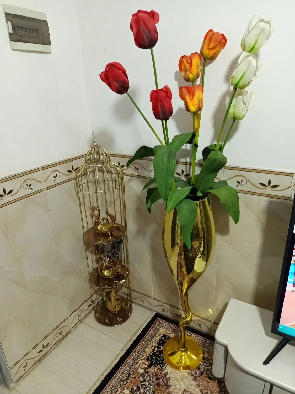 گل و گلدان|گل مصنوعی|کرمانشاه, |دیوار