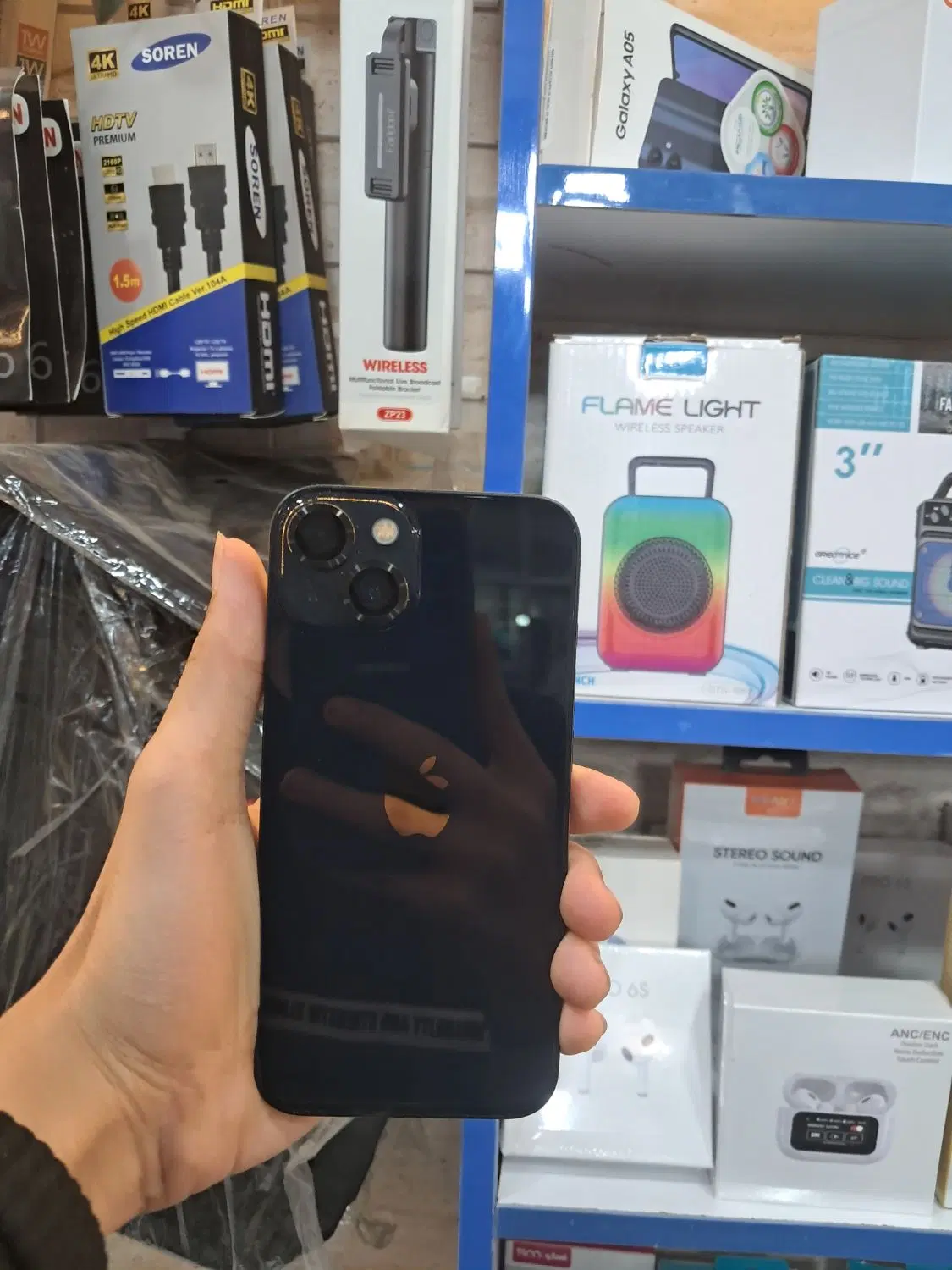 IPhone 13|موبایل|رحیم‌آباد, |دیوار