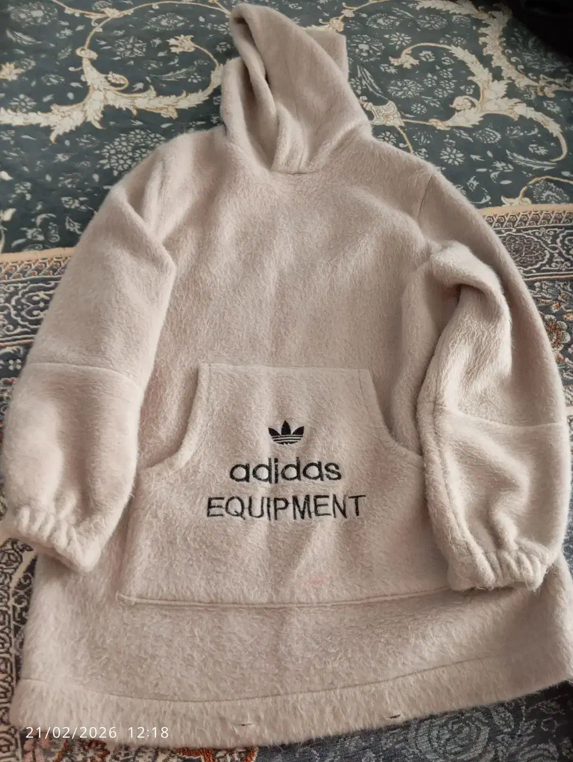 لباس|لباس|گلبهار, شهر جدید گلبهار|دیوار