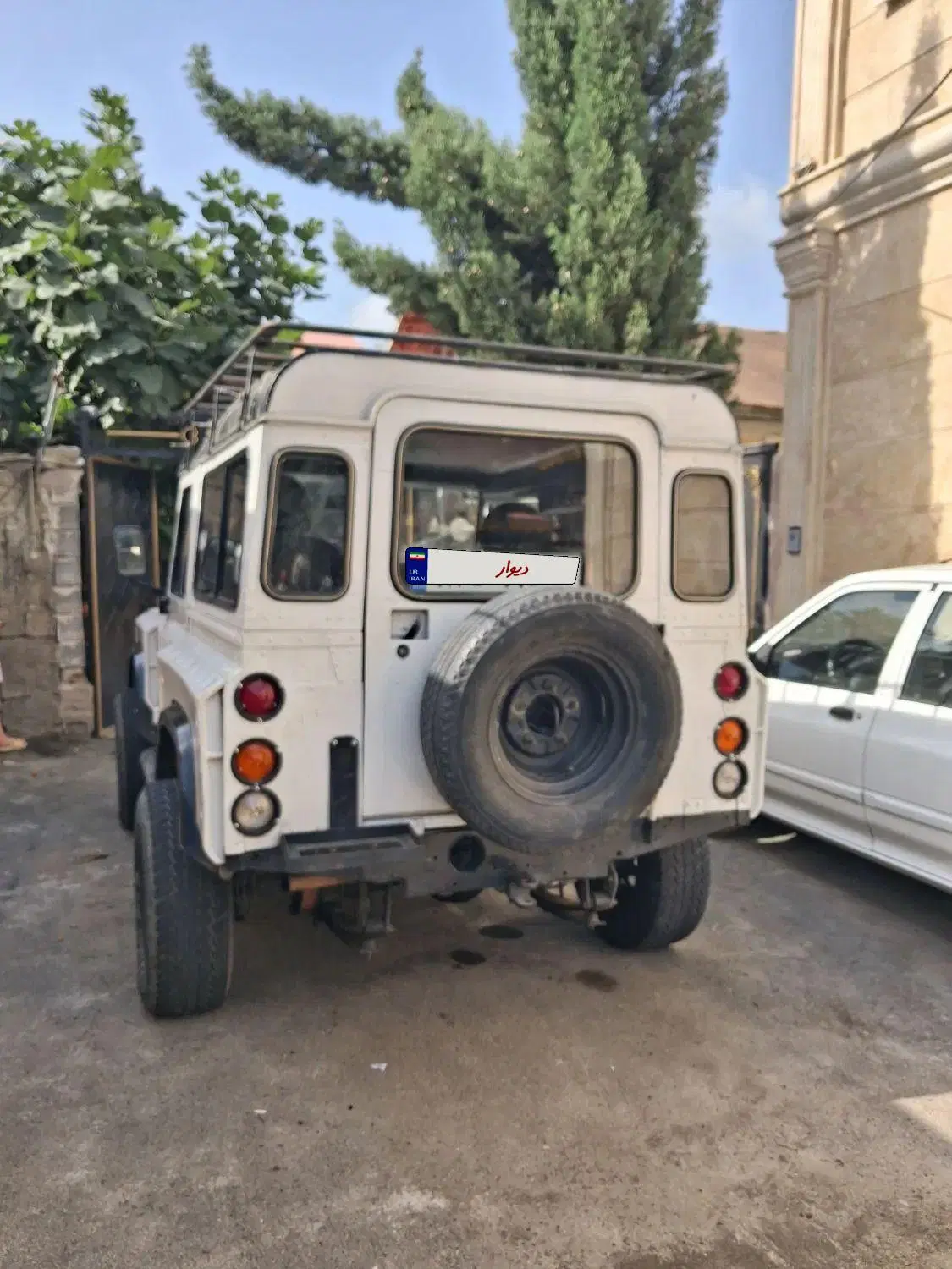 پاژن|خودرو سواری و وانت|رشت, پل تالشان|دیوار