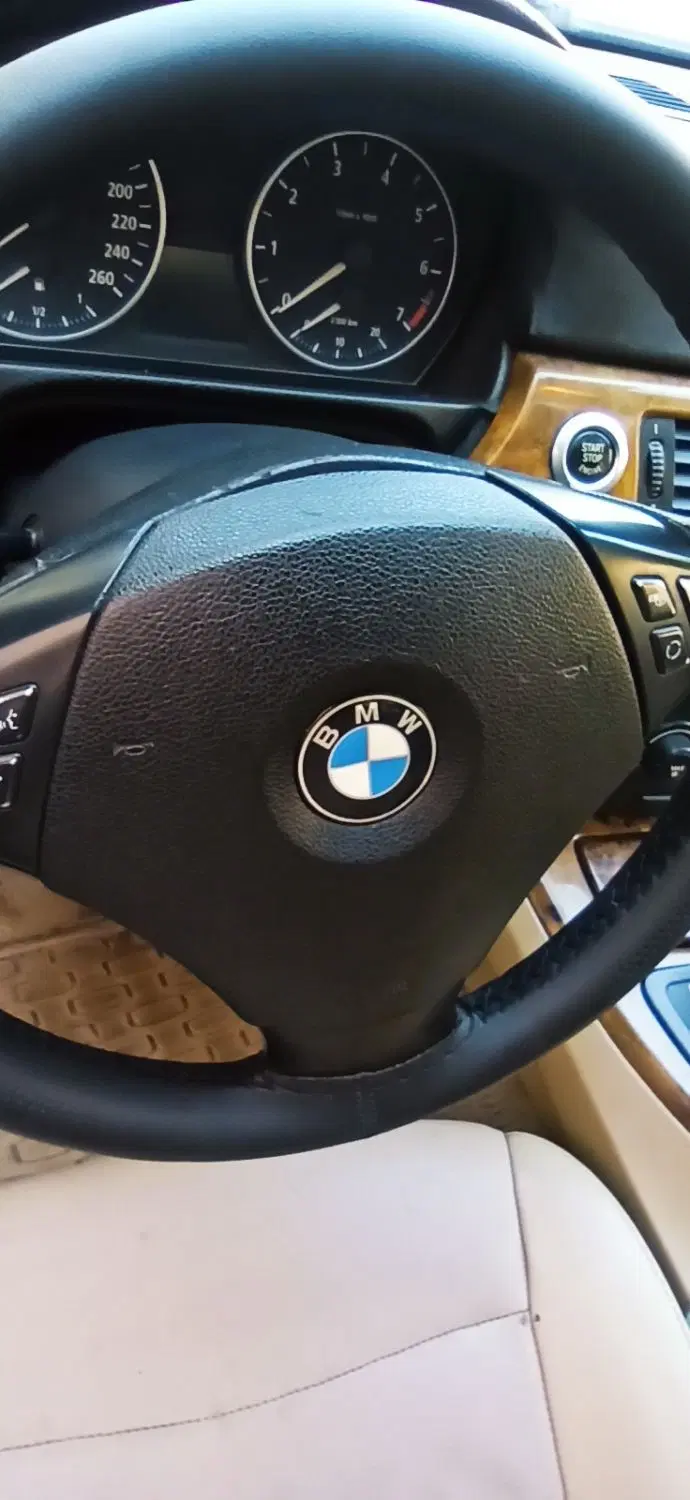 BMW320i|خودرو سواری و وانت|کرمان, |دیوار