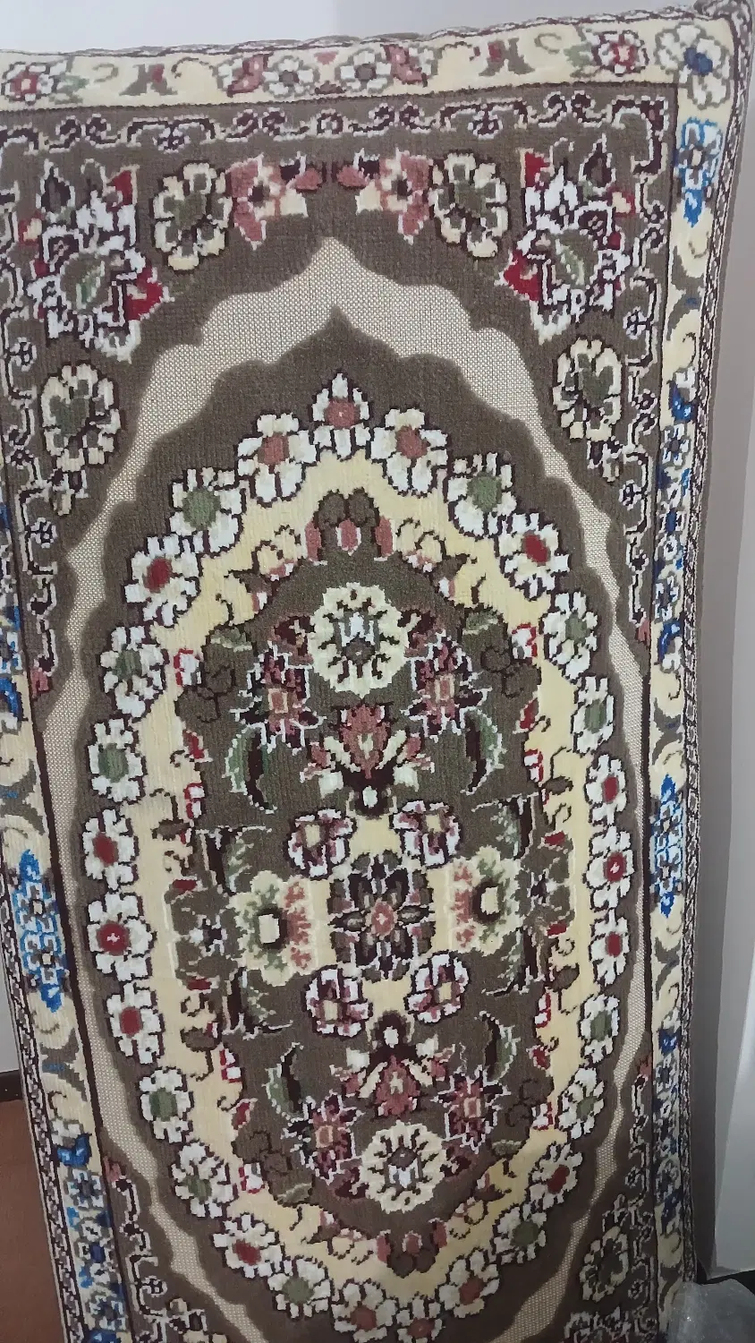 پشتی|پشتی|زنجان, |دیوار