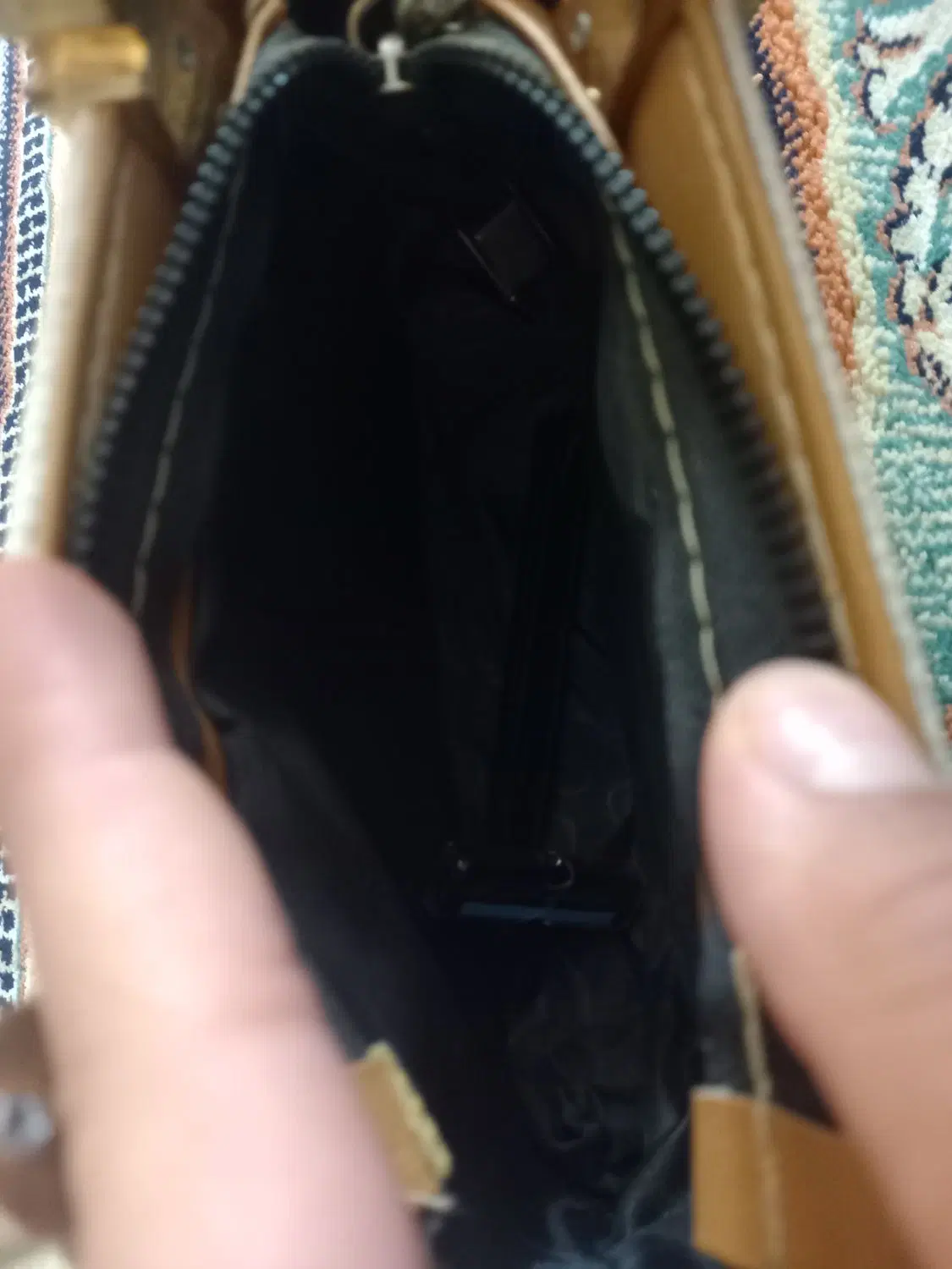 کیف دستی|کیف، کفش، کمربند|اصفهان, بهرام‌آباد|دیوار