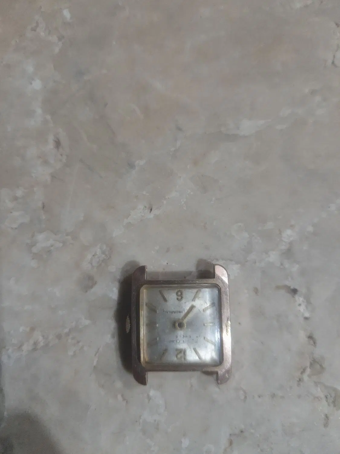 ساعت|ساعت|کوهسار (البرز), |دیوار