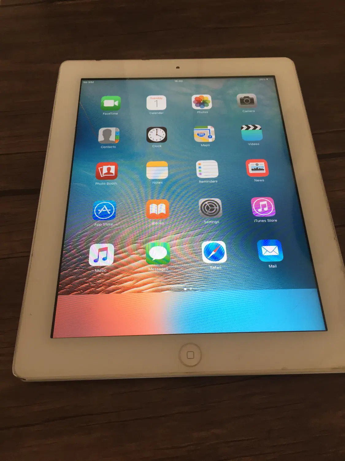 ipad|تبلت|کرج, باغستان|دیوار