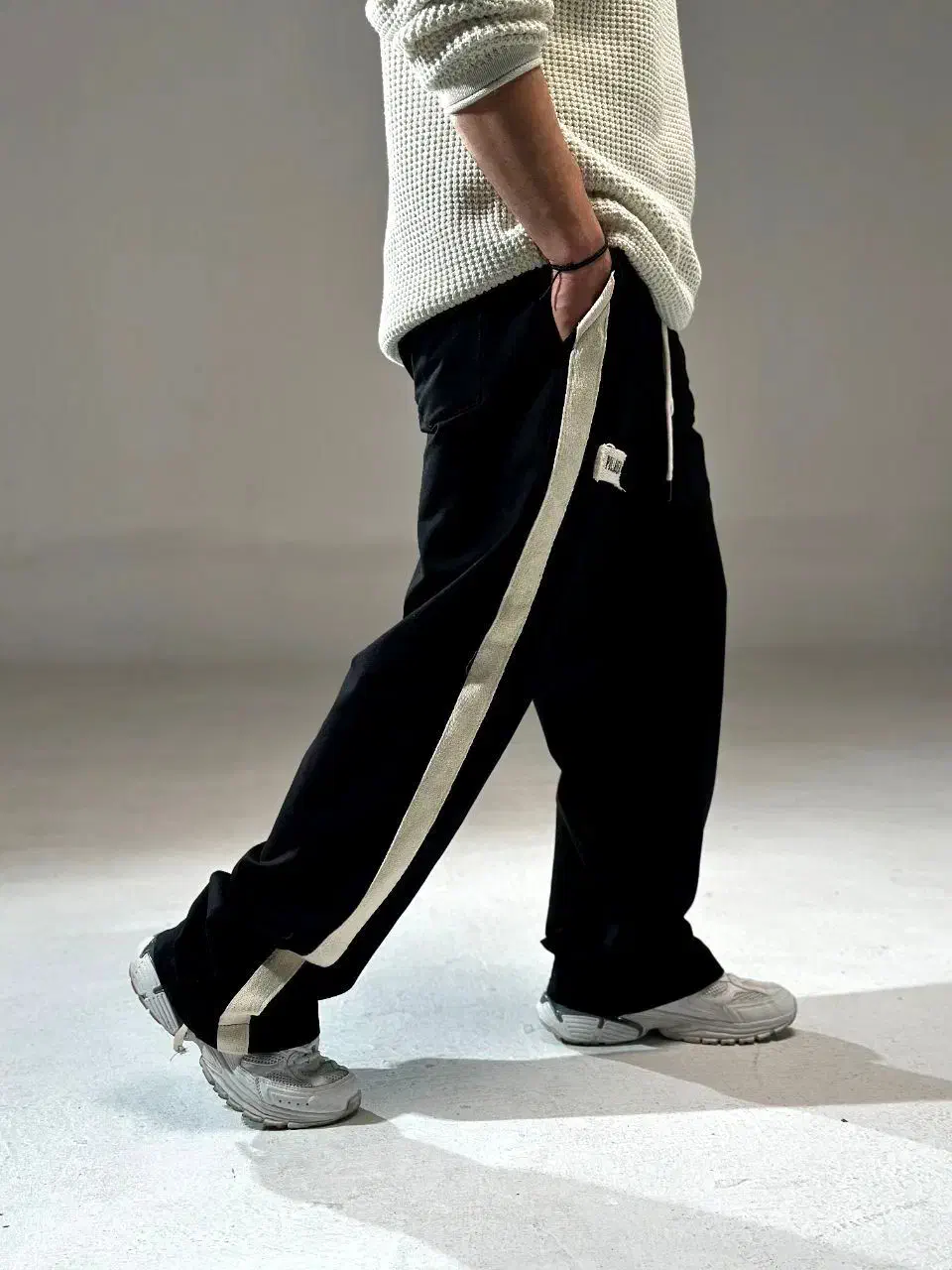 مغازه|اجارهٔ مغازه و غرفه|مشهد, فرهنگ|دیوار