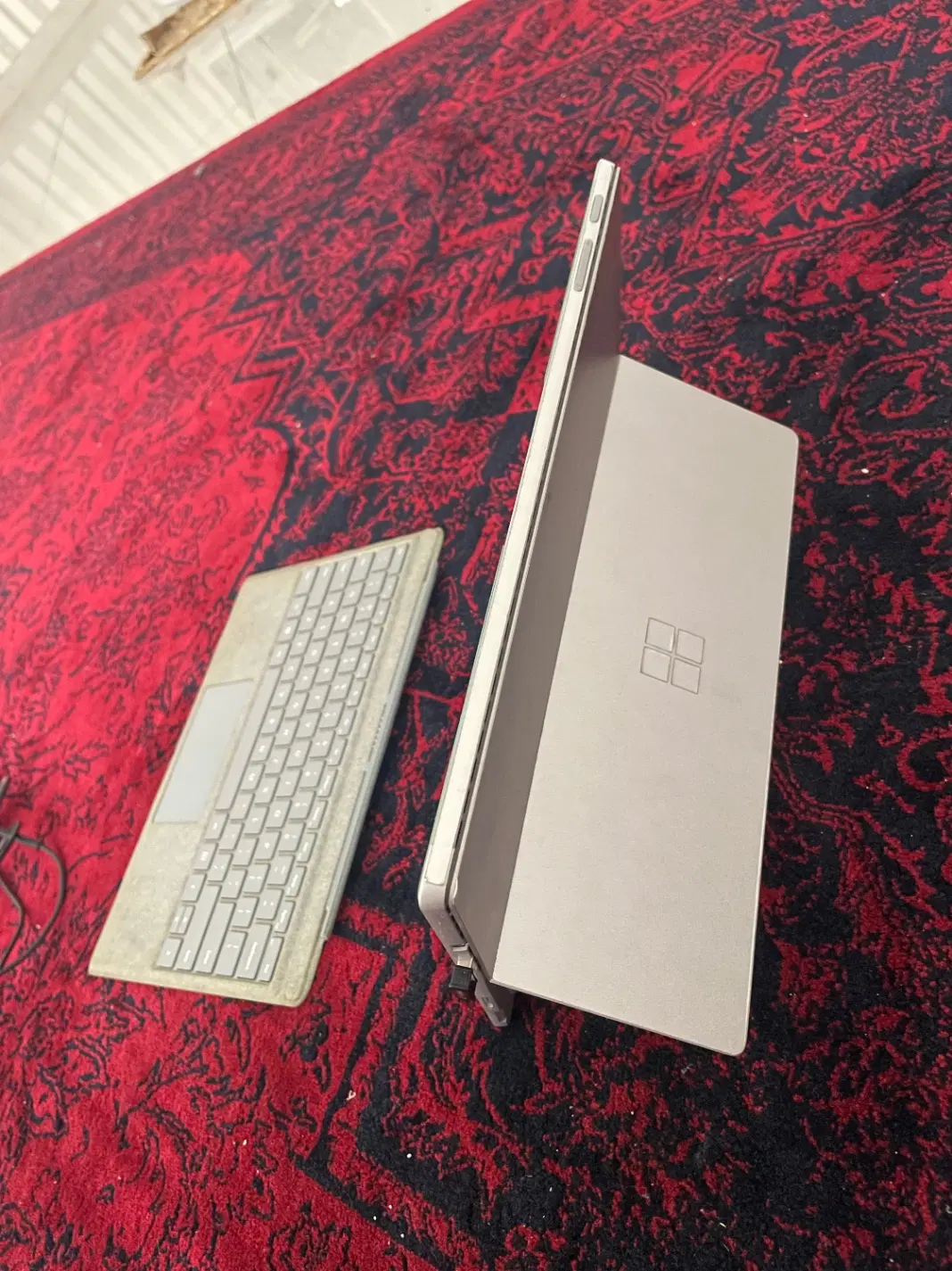 surface pro 6|رایانه همراه|اندیشه, اندیشه فاز ۱|دیوار