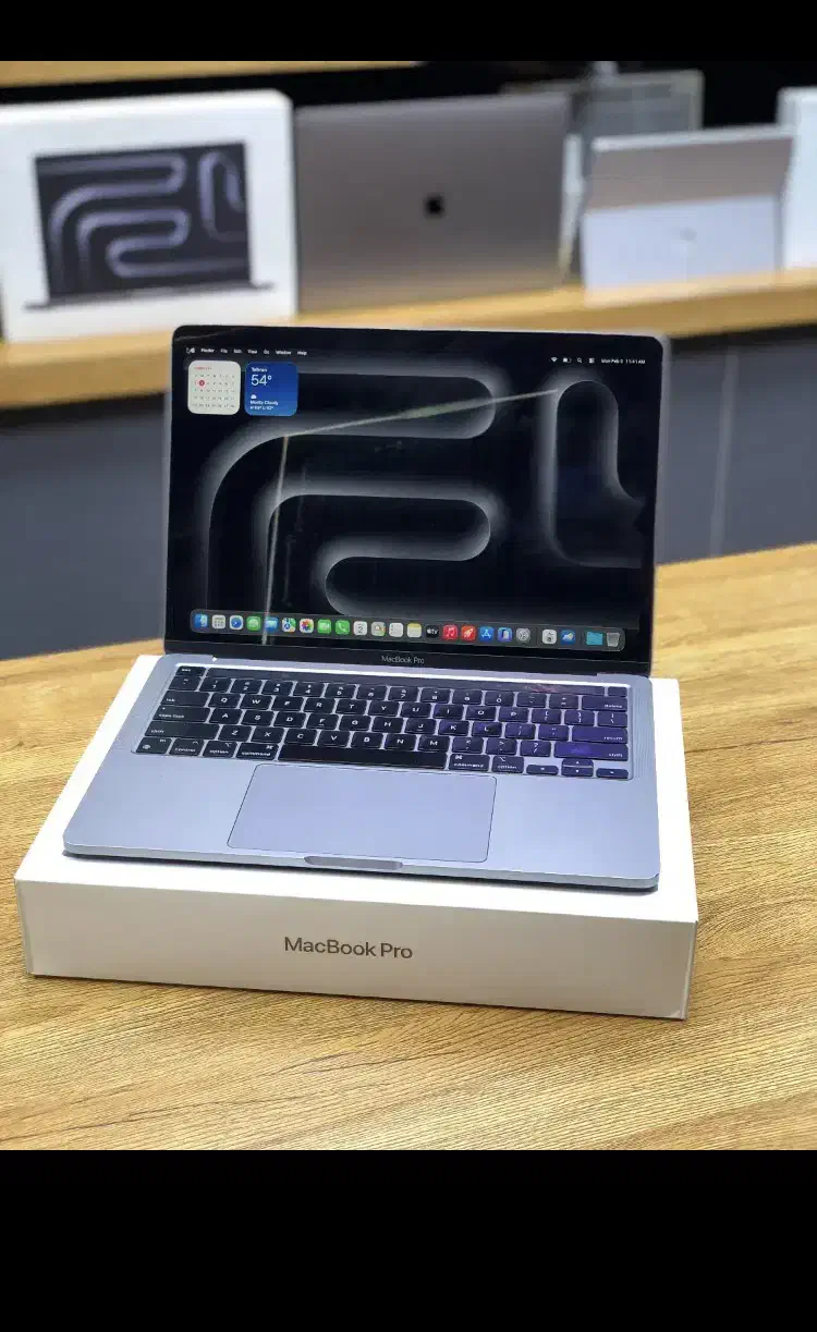 MacBook Pro M1 2020|رایانه همراه|تهران, فلسطین (میدان انقلاب)|دیوار