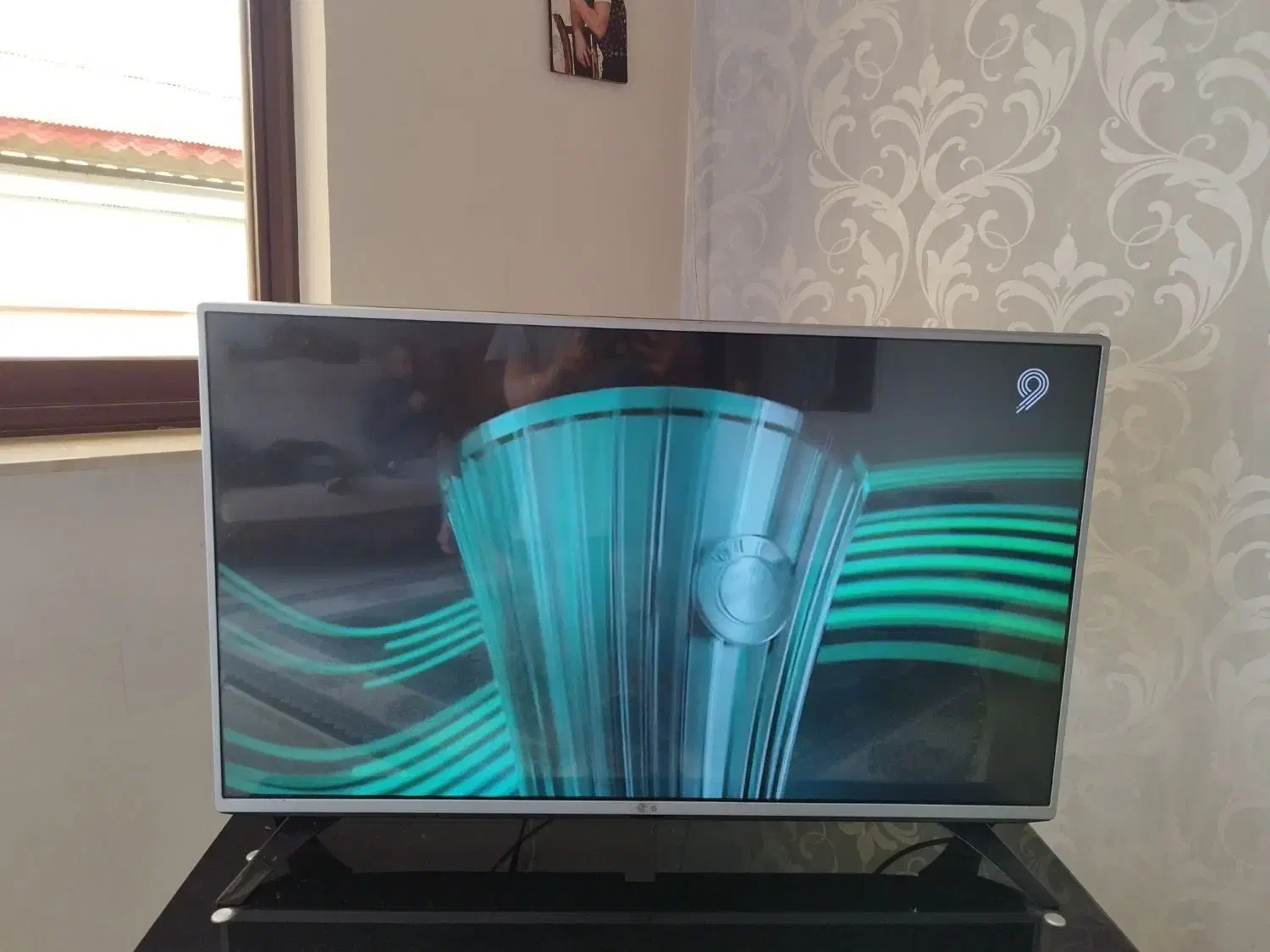 تلویزیون|تلویزیون و پروژکتور|سنگر, |دیوار