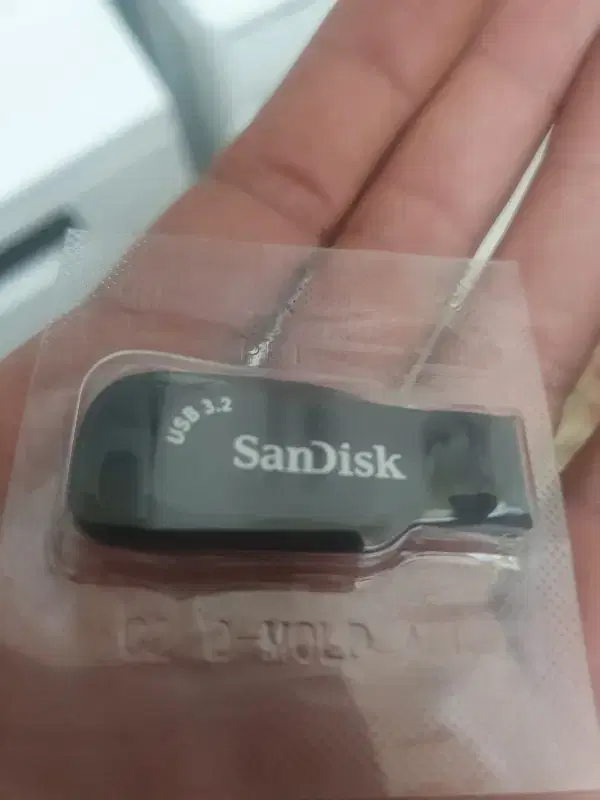 فلش ۲۵۶ گیگ usb3.2|قطعات و لوازم جانبی رایانه|کرج, چهارصد دستگاه|دیوار