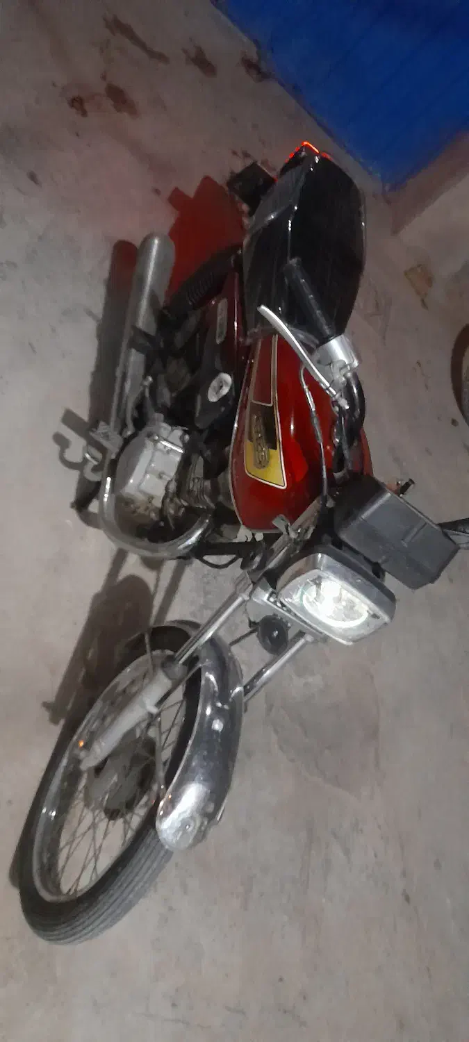 هندا ۱۲۵|موتورسیکلت|قوچان, |دیوار