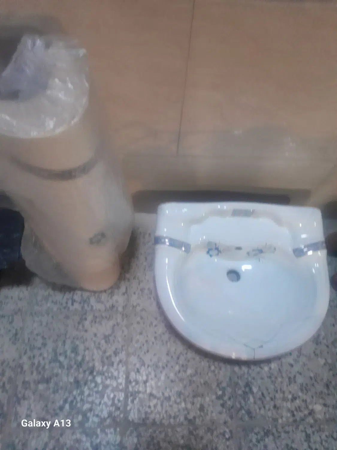 روشویی|لوازم سرویس بهداشتی|بروجرد, |دیوار