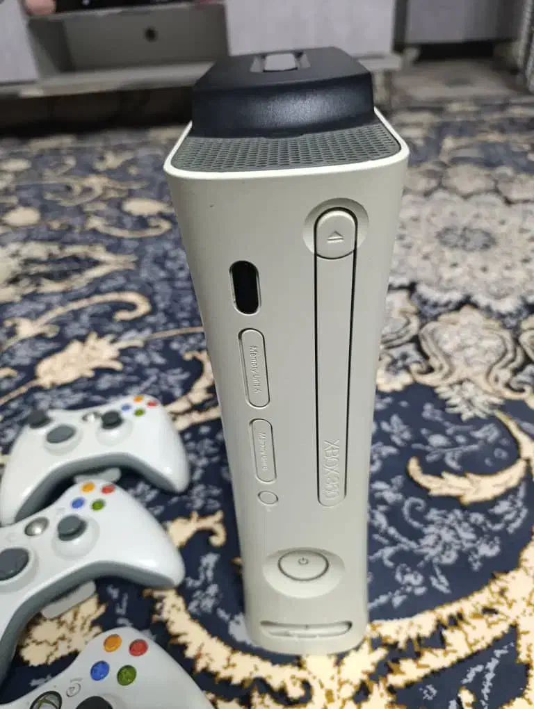 Xbox 360|کنسول، بازی ویدئویی و آنلاین|پرند, فاز ۶|دیوار