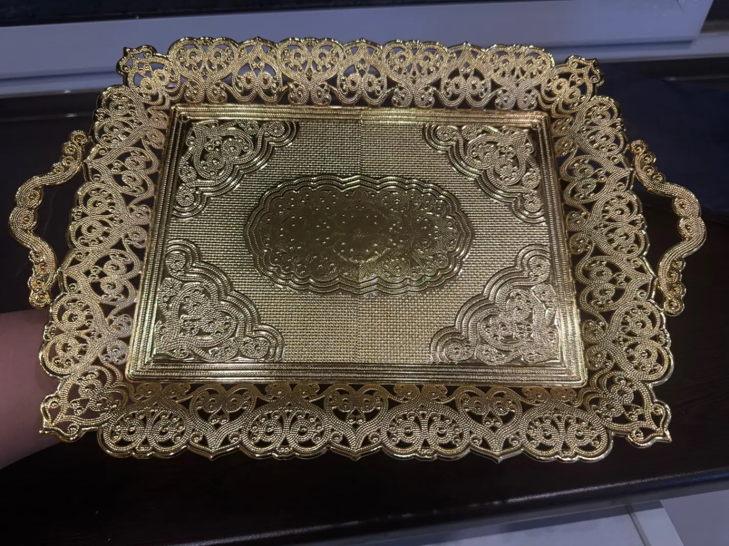 سینی|ظروف سرو و پذیرایی|اراک, |دیوار