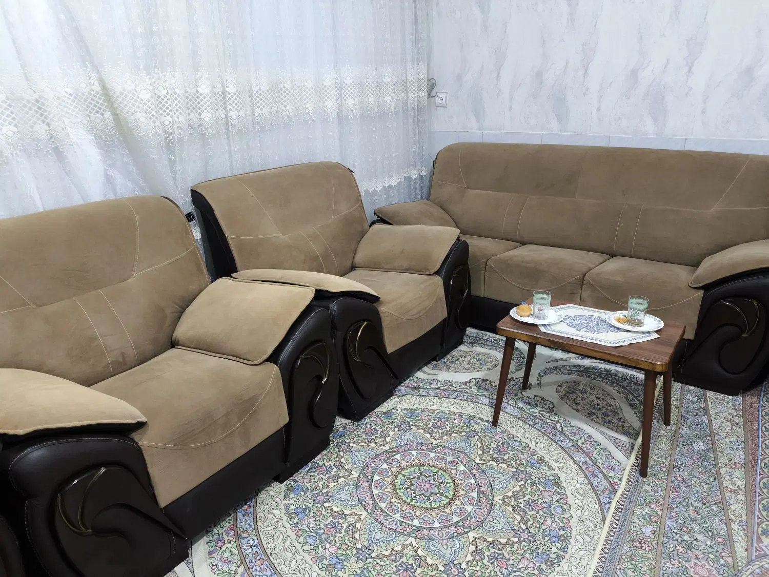 مبل|مبلمان خانگی و میز عسلی|بن, |دیوار