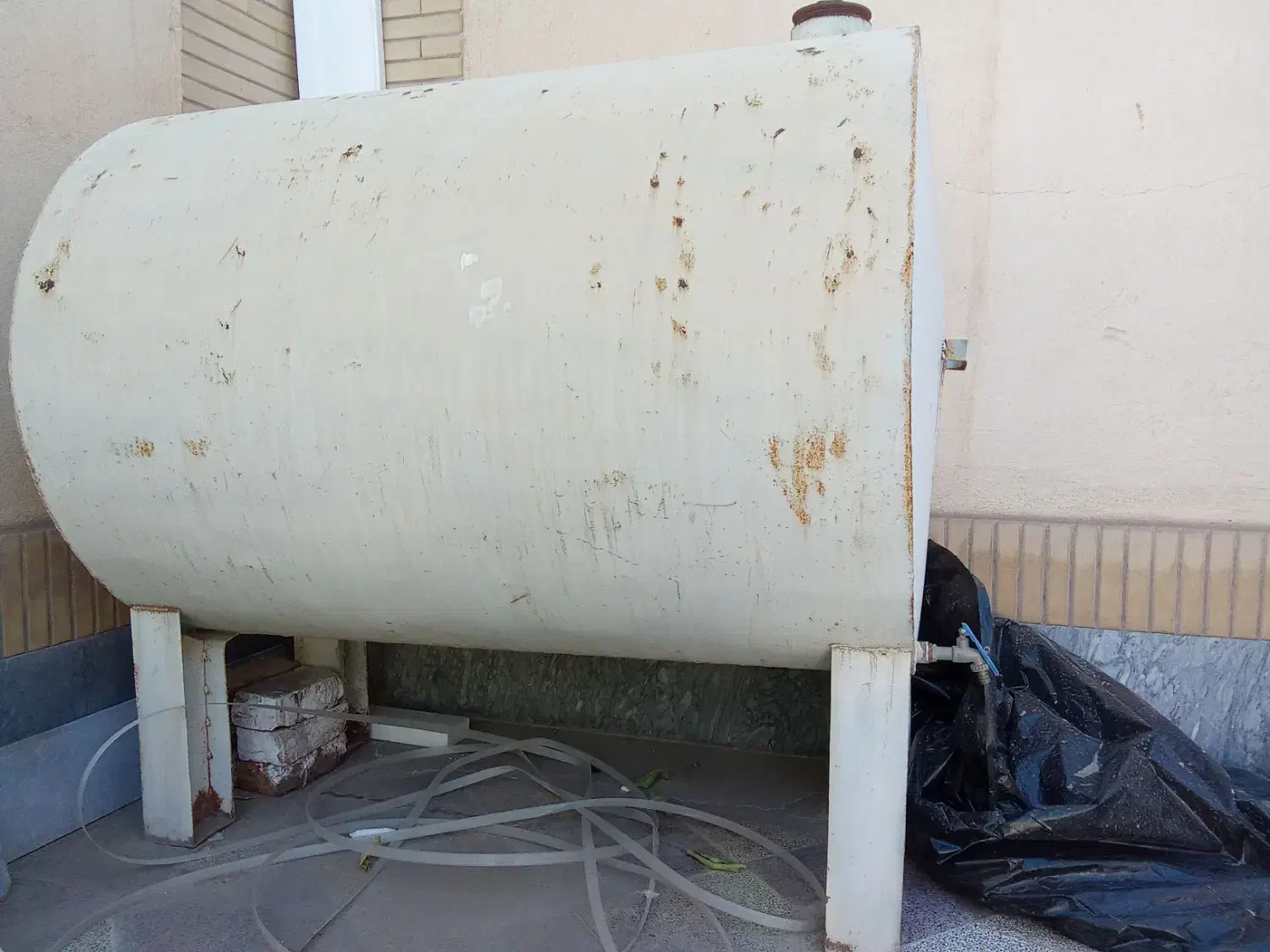 تانکرنفت|مصالح و تجهیزات ساختمان|زاهدان, |دیوار