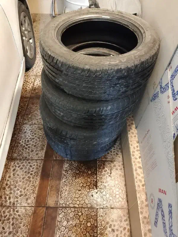 لاستیک|قطعات یدکی و لوازم جانبی|اصفهان, سعادت‌آباد|دیوار