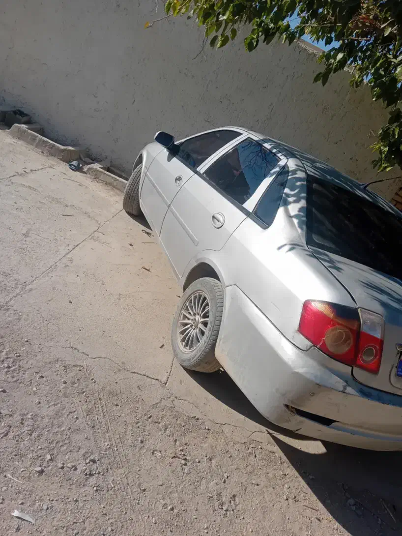 لیفان ۵۲۰|خودرو سواری و وانت|اصفهان, سپاهان‌شهر|دیوار