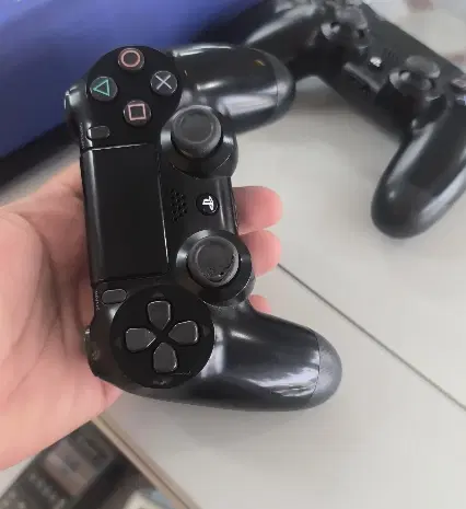 ps4سفید|کنسول، بازی ویدئویی و آنلاین|بندرعباس, |دیوار