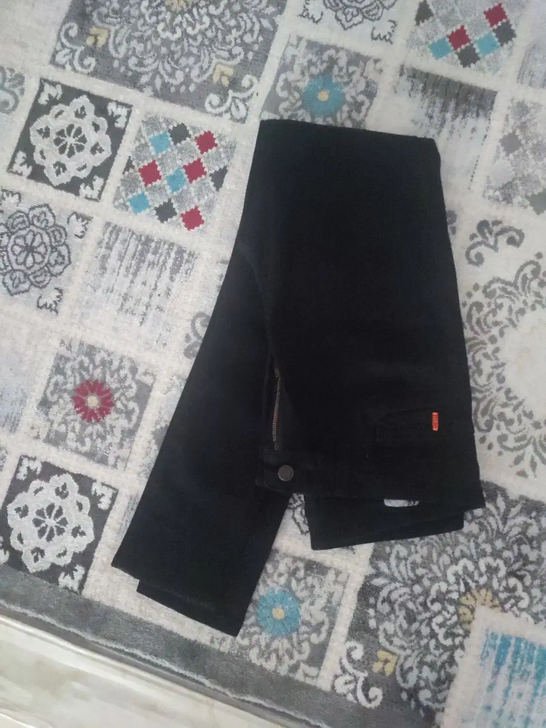 شلوار جین|لباس|قم, شاه سید علی|دیوار