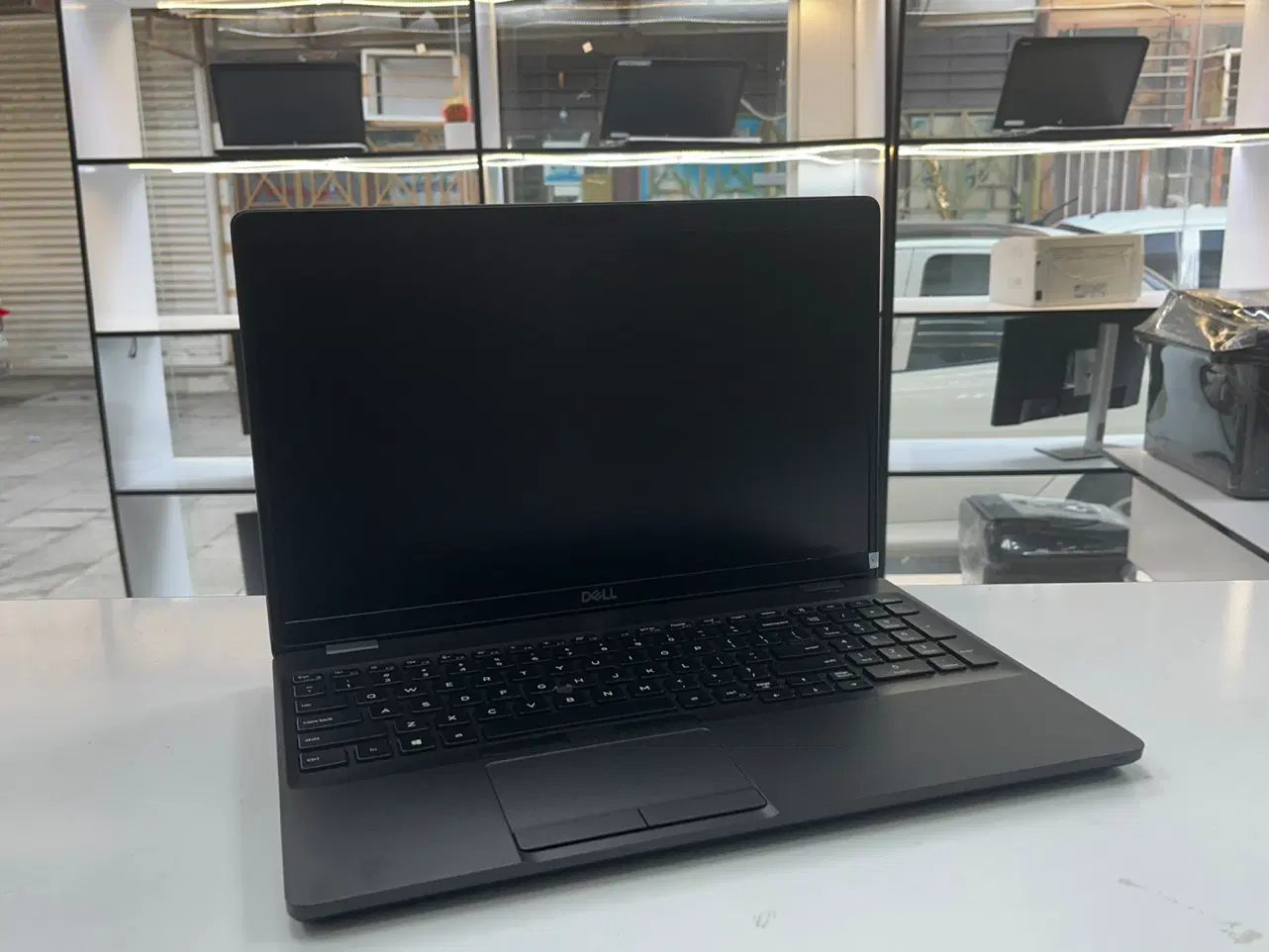 لپتاپ dell i7 نسل 8 (رادگستر شعبه کفیشه )|رایانه همراه|آبادان, |دیوار