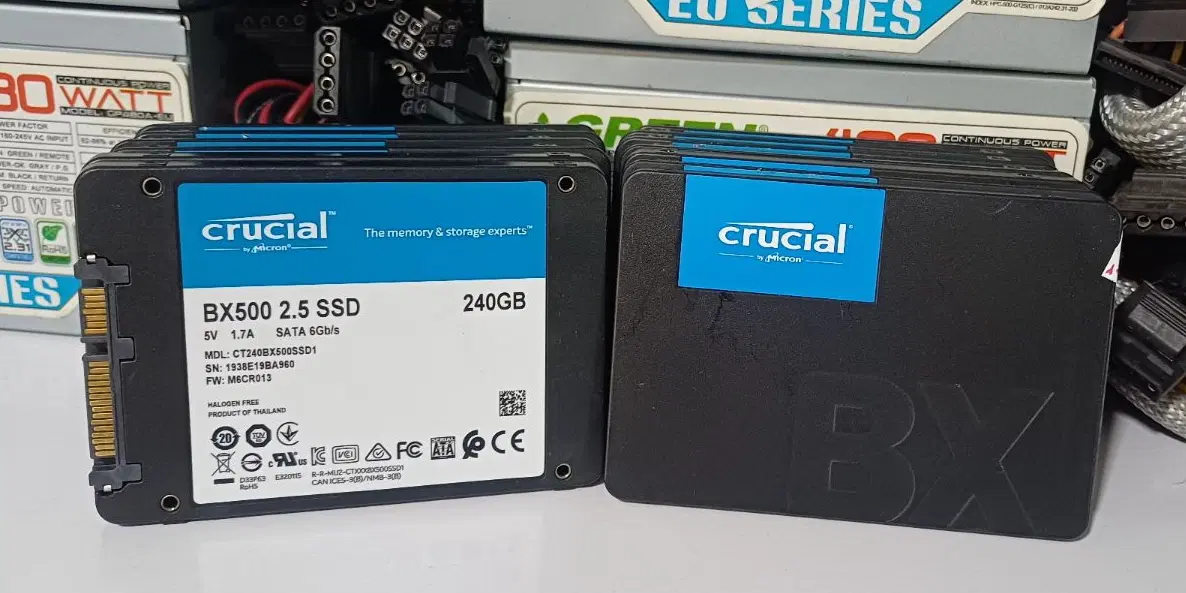 SSD 240GB SATA crucial|قطعات و لوازم جانبی رایانه|شیراز, شهرک پرواز|دیوار