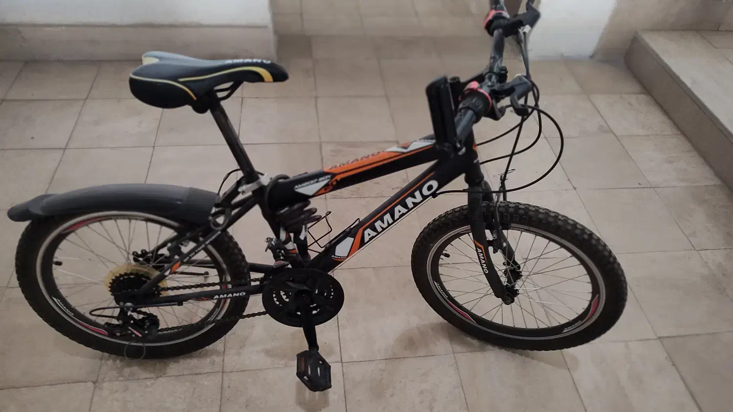 دوچرخه|دوچرخه، اسکیت، اسکوتر|اندیشه, اندیشه فاز ۴|دیوار