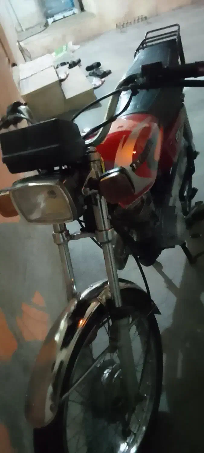 موتور|موتورسیکلت|ایوان, |دیوار