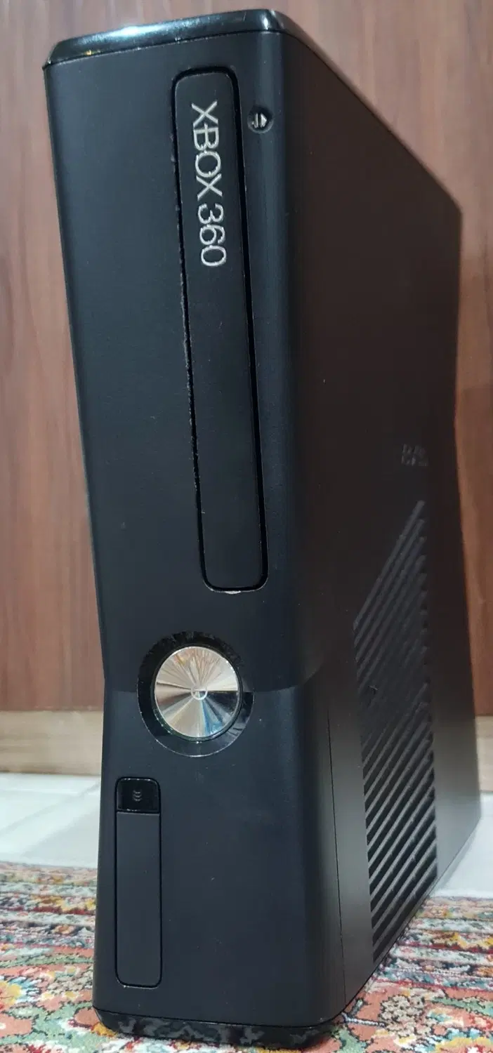 Xbox 360 slim 4GB|کنسول، بازی ویدئویی و آنلاین|اهواز, کوروش|دیوار