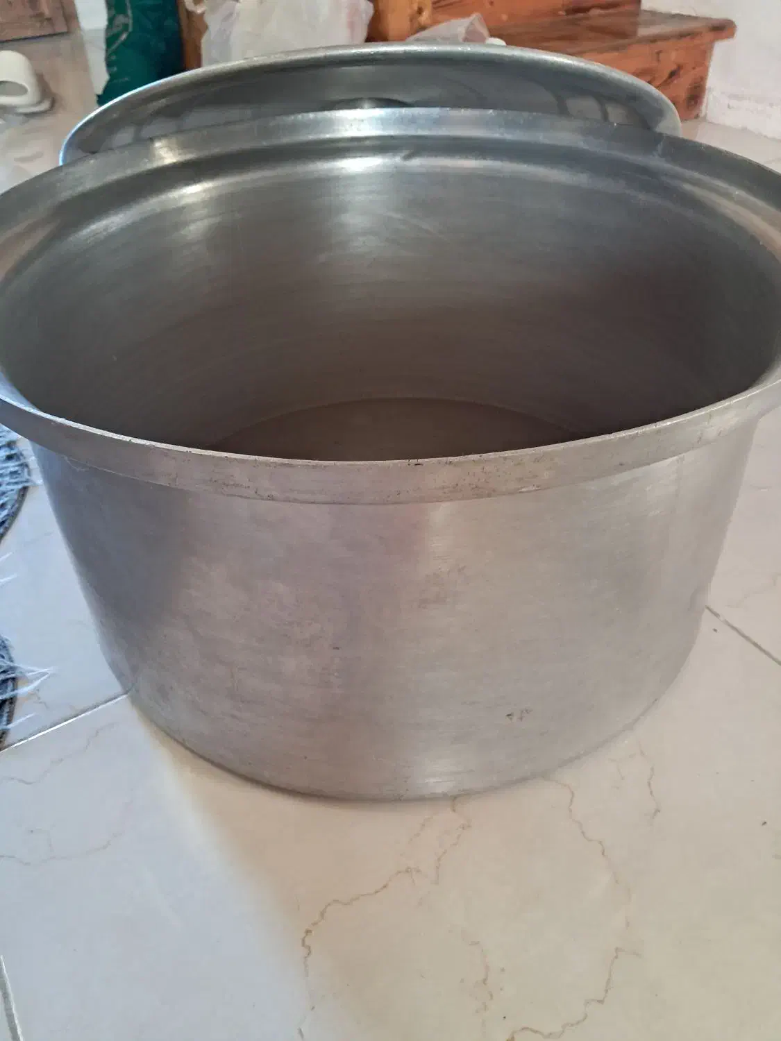 قابلمه|ظروف پخت‌وپز|تهران, ارامنه|دیوار